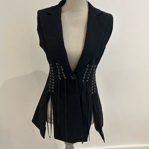 Eleve Black Vest